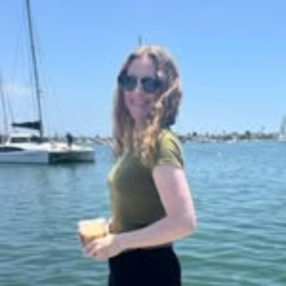 Meet your Posher, Sophia - Picture 1 of 1